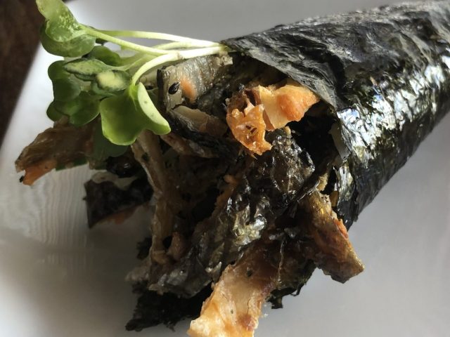 Salmon Skin Hand Roll