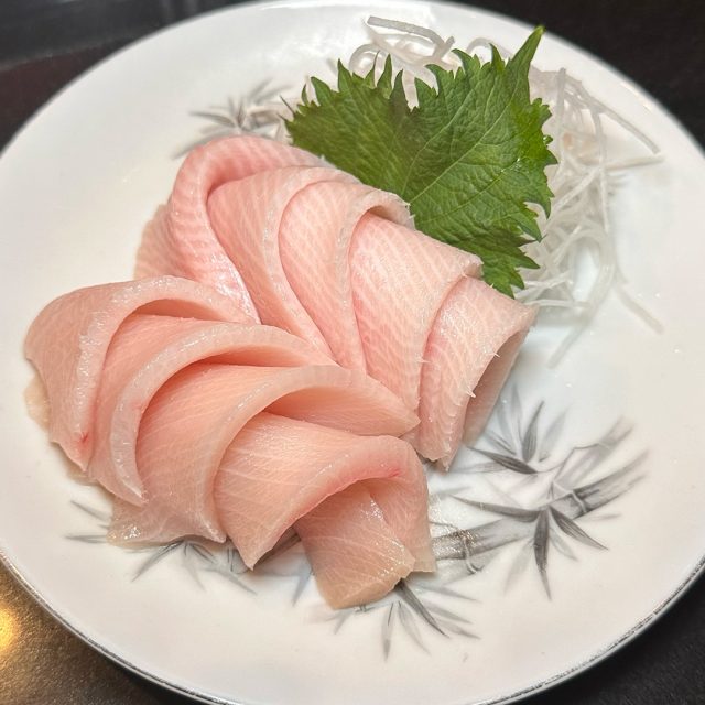Hamachi  Sashimi