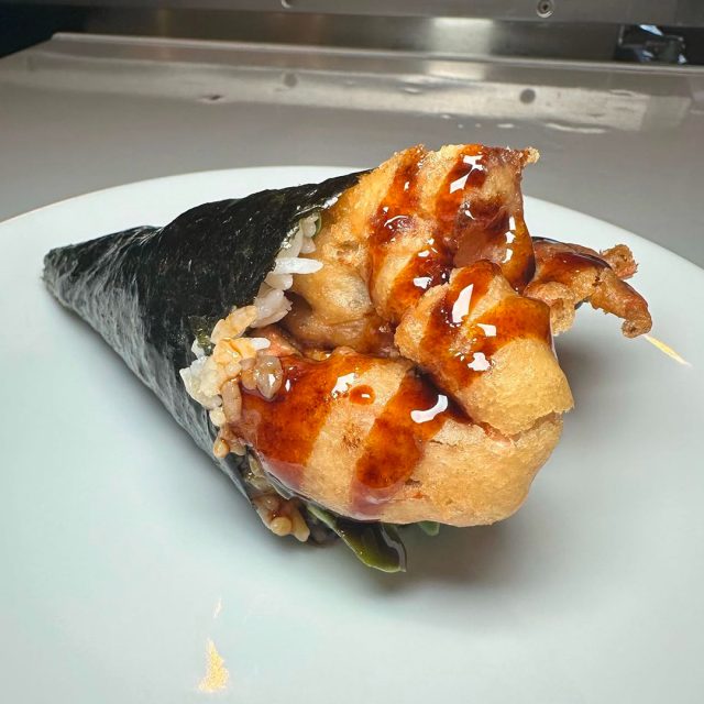 Soft Shell Crab Hand Roll